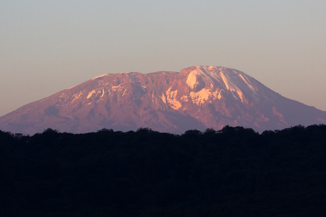 Meru Mbega Lodge Usa River エクステリア 写真